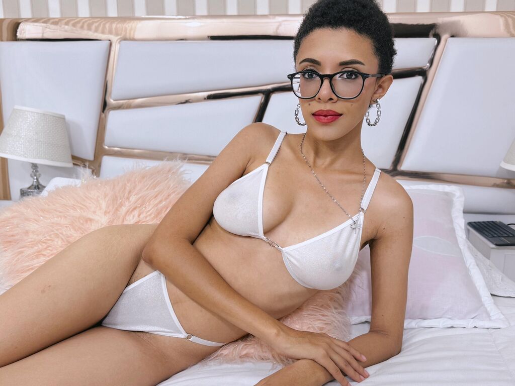 Samanta Cass Picture